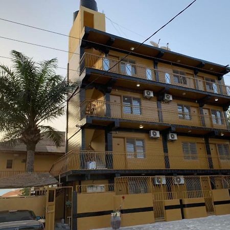 Vlv International Guest House Kololi Ngoại thất bức ảnh